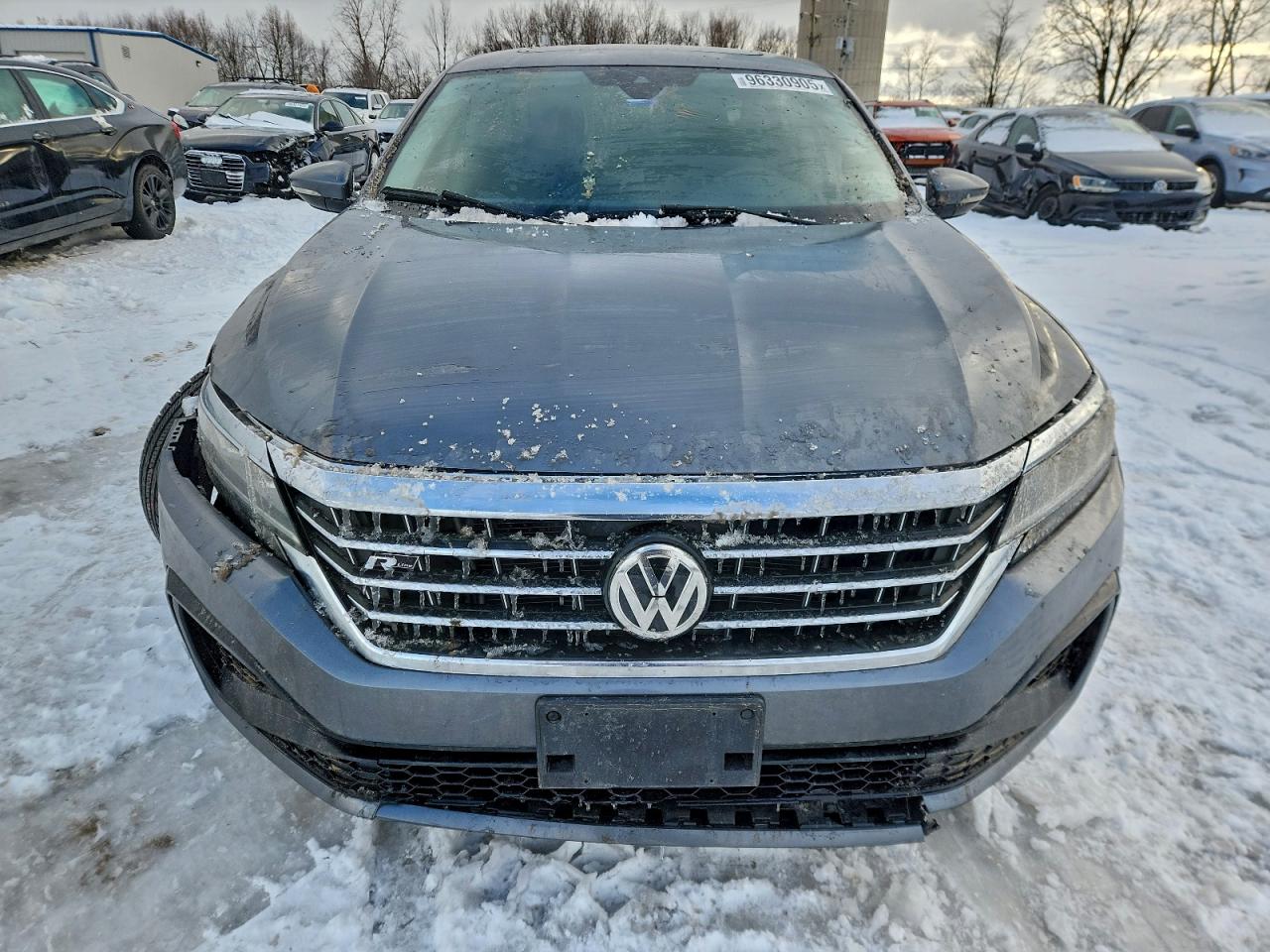 2020 VOLKSWAGEN PASSAT R-LINE photo 5