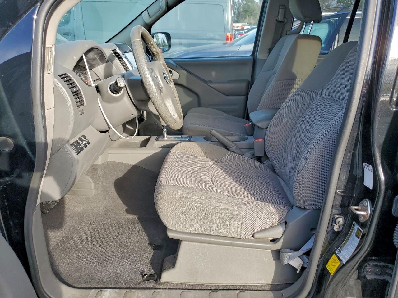 2019 NISSAN FRONTIER S photo 7