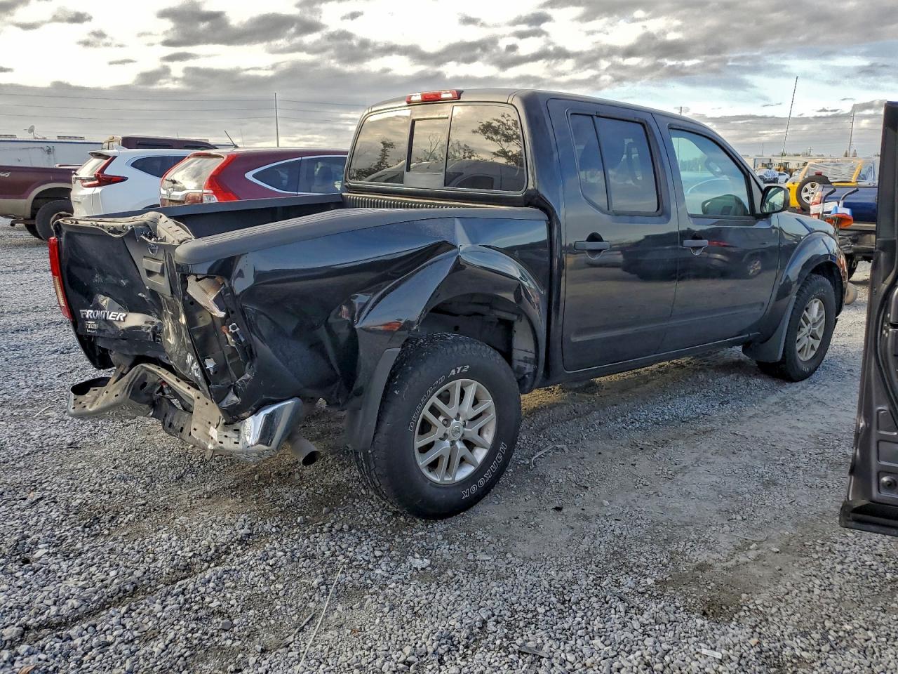 2019 NISSAN FRONTIER S photo 3