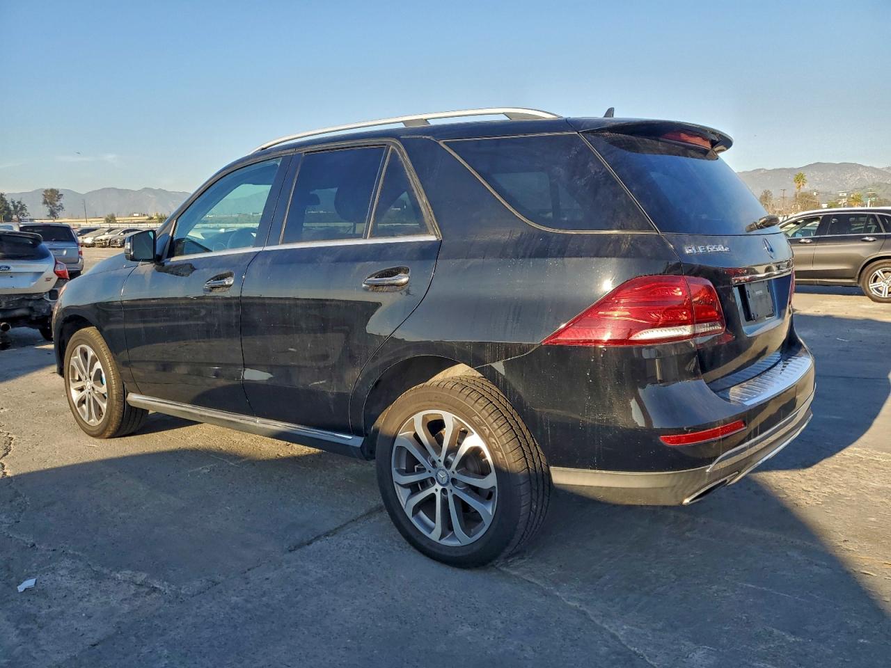 2017 MERCEDES-BENZ GLE 550E 4MATIC photo 2