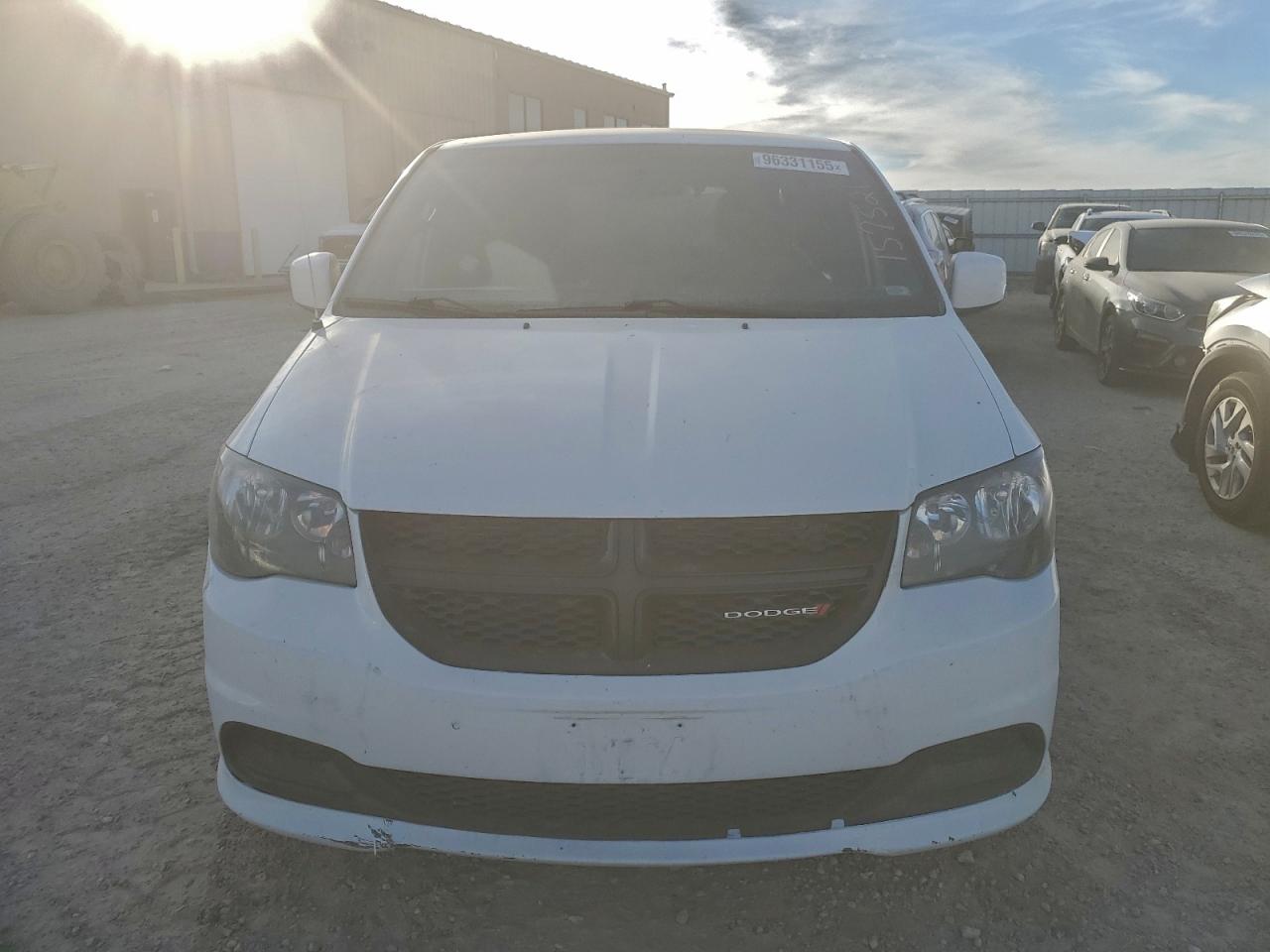 2015 DODGE GRAND CARAVAN SE photo 13