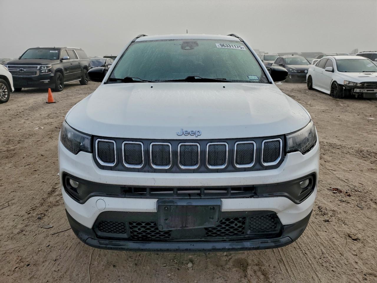 2022 JEEP COMPASS LATITUDE LUX photo 9