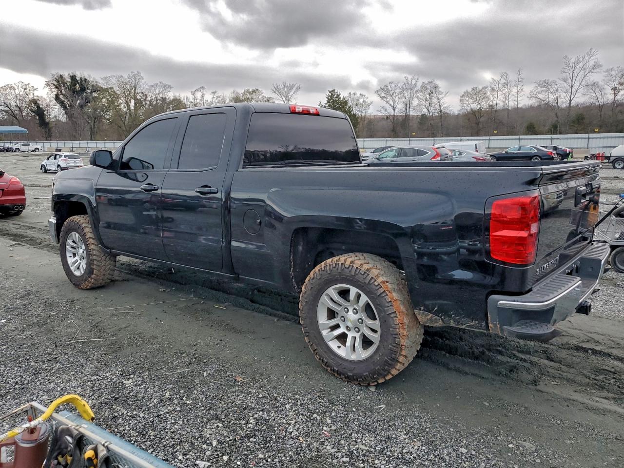 2014 CHEVROLET SILVERADO K1500 LT photo 3