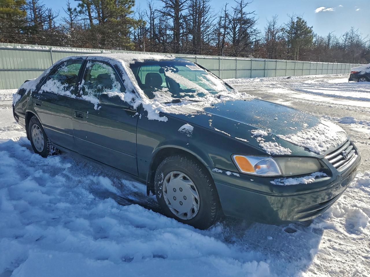 1999 TOYOTA CAMRY CE photo 4