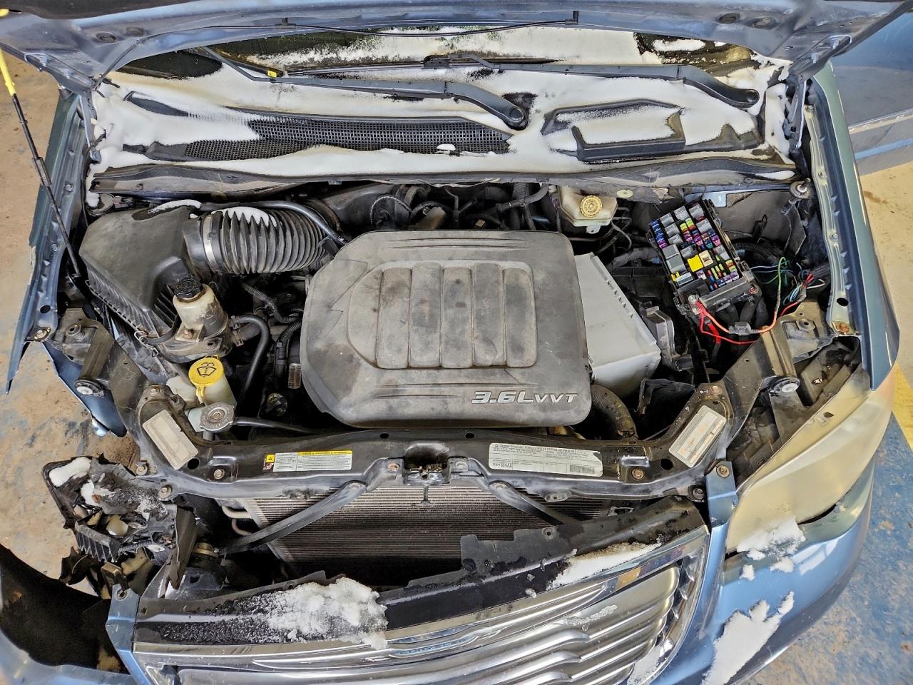 2012 CHRYSLER TOWN & COUNTRY LIMITED photo 34