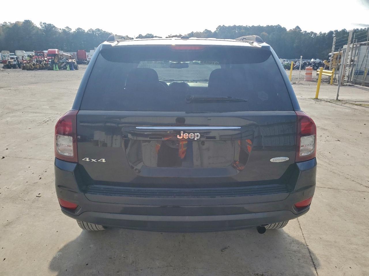 2016 JEEP COMPASS LATITUDE photo 6