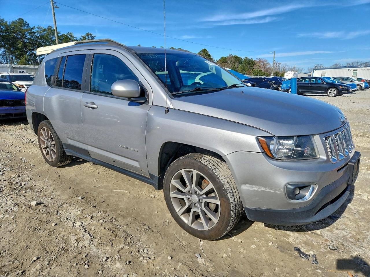 2017 JEEP COMPASS LATITUDE photo 4