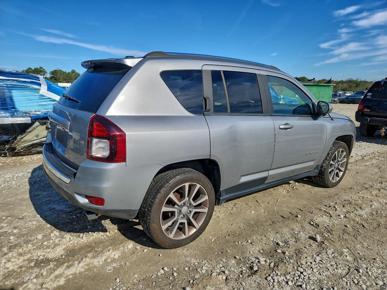 2017 JEEP COMPASS LATITUDE photo 3