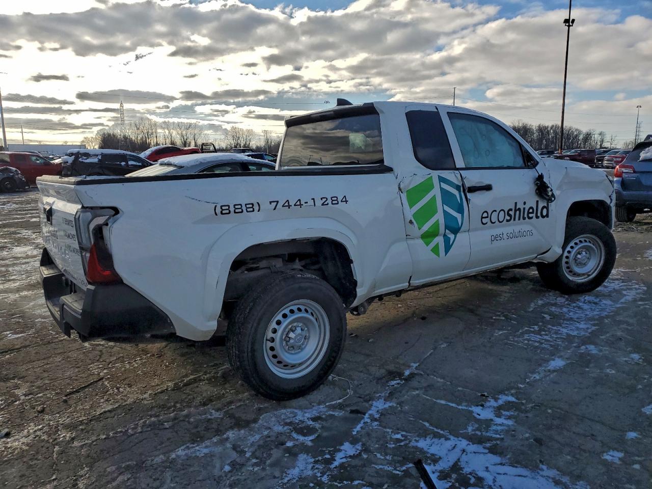 2024 TOYOTA TACOMA XTRACAB photo 5