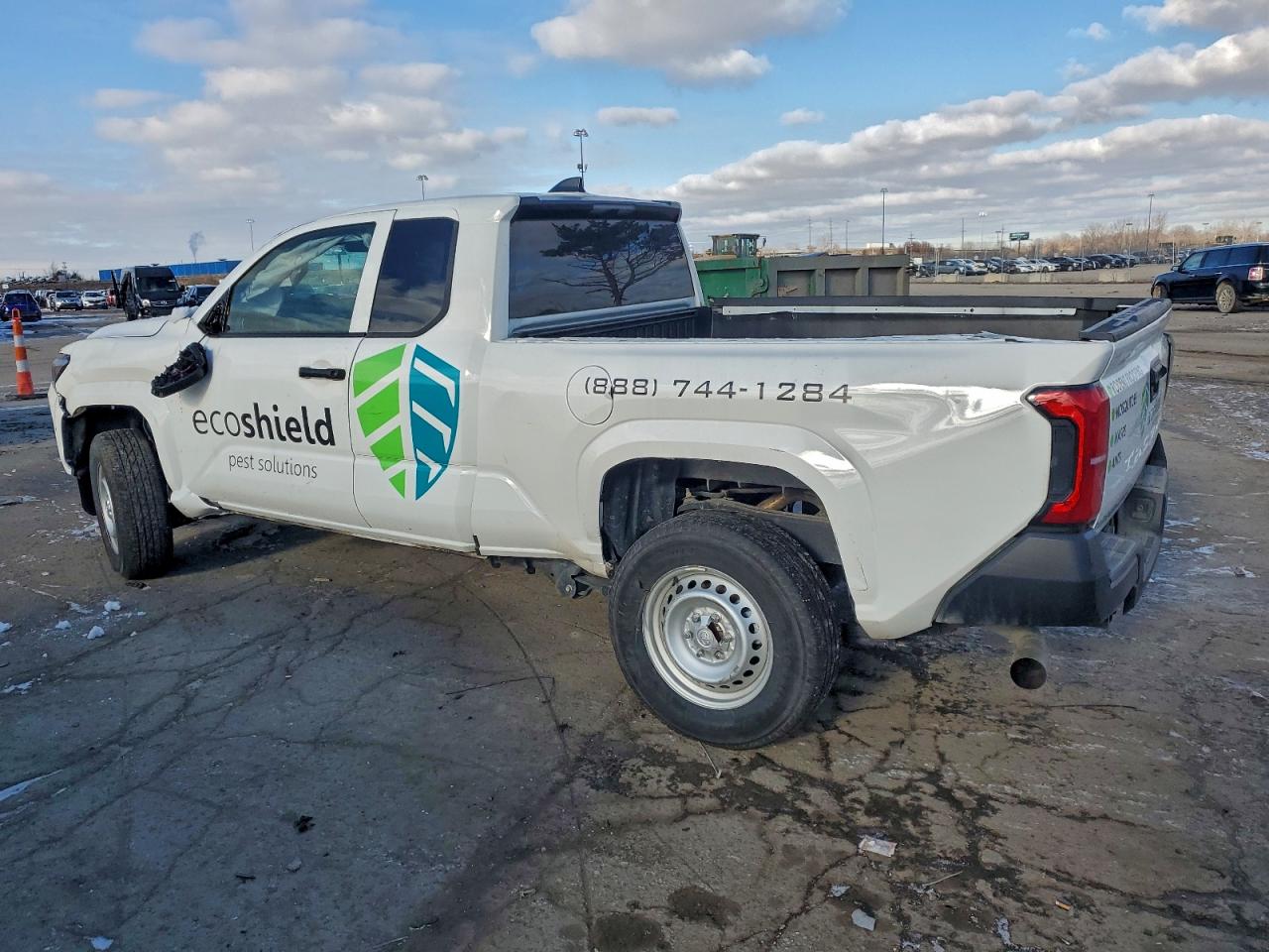 2024 TOYOTA TACOMA XTRACAB photo 3