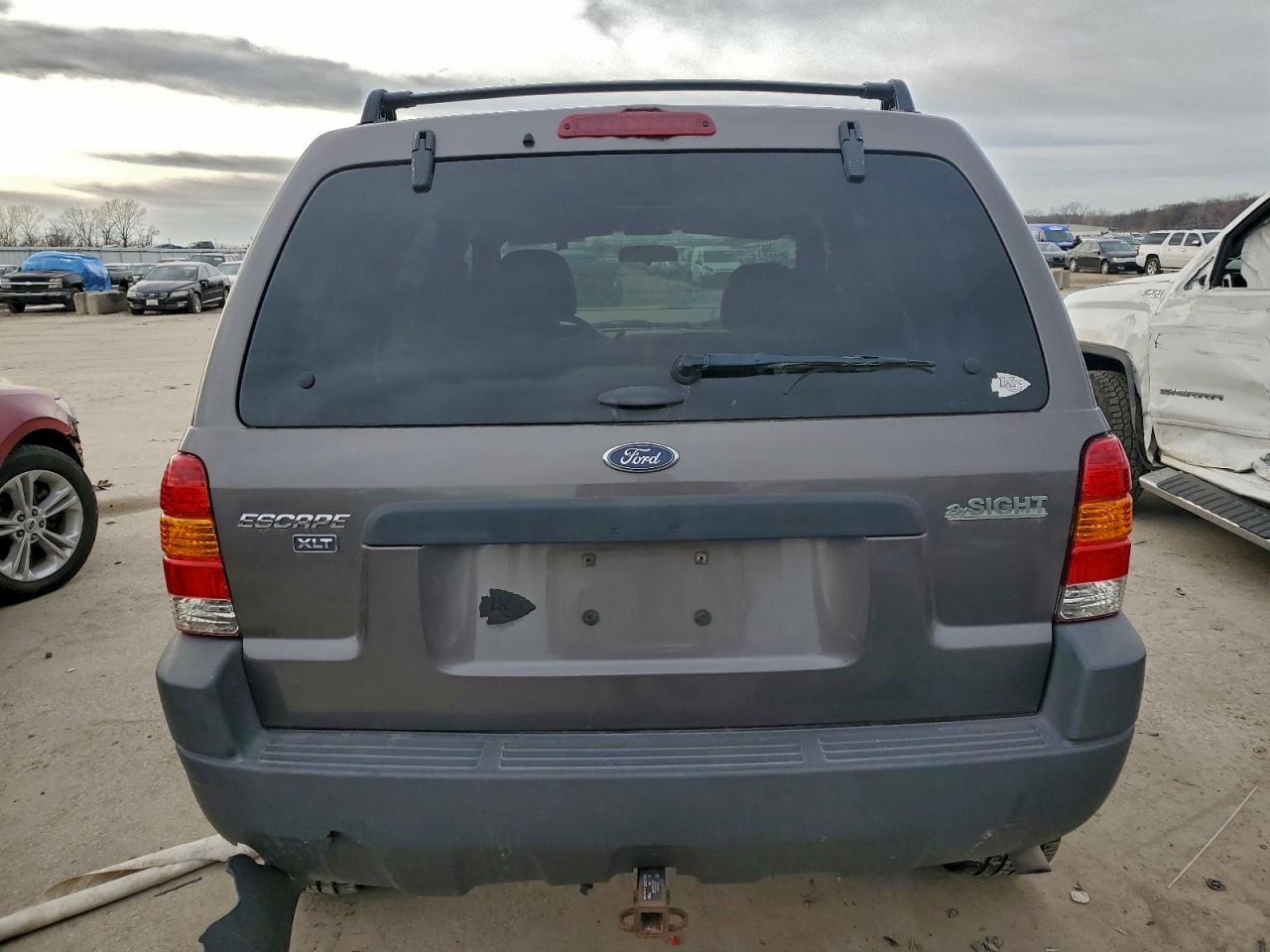 2004 FORD ESCAPE XLT photo 11