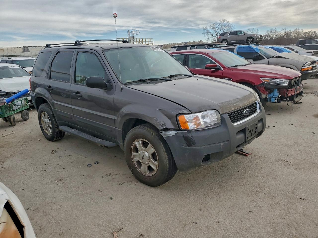 2004 FORD ESCAPE XLT photo 7