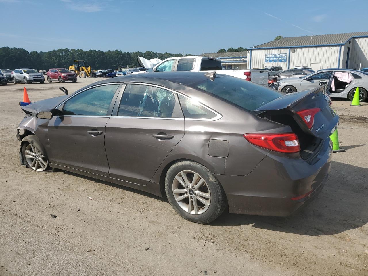 2017 HYUNDAI SONATA SE photo 2
