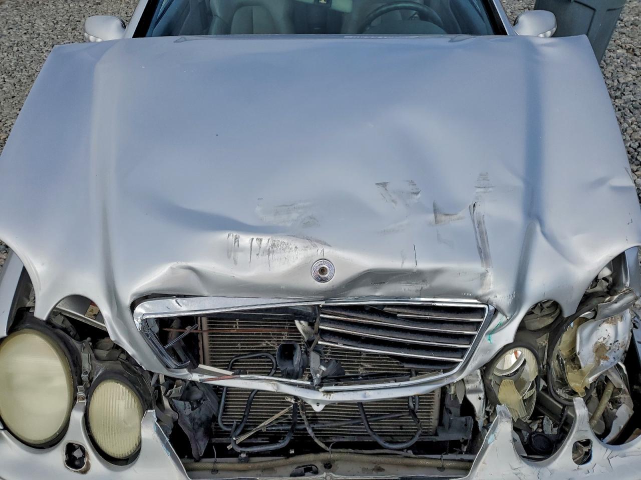 2001 MERCEDES-BENZ CLK 320 photo 31