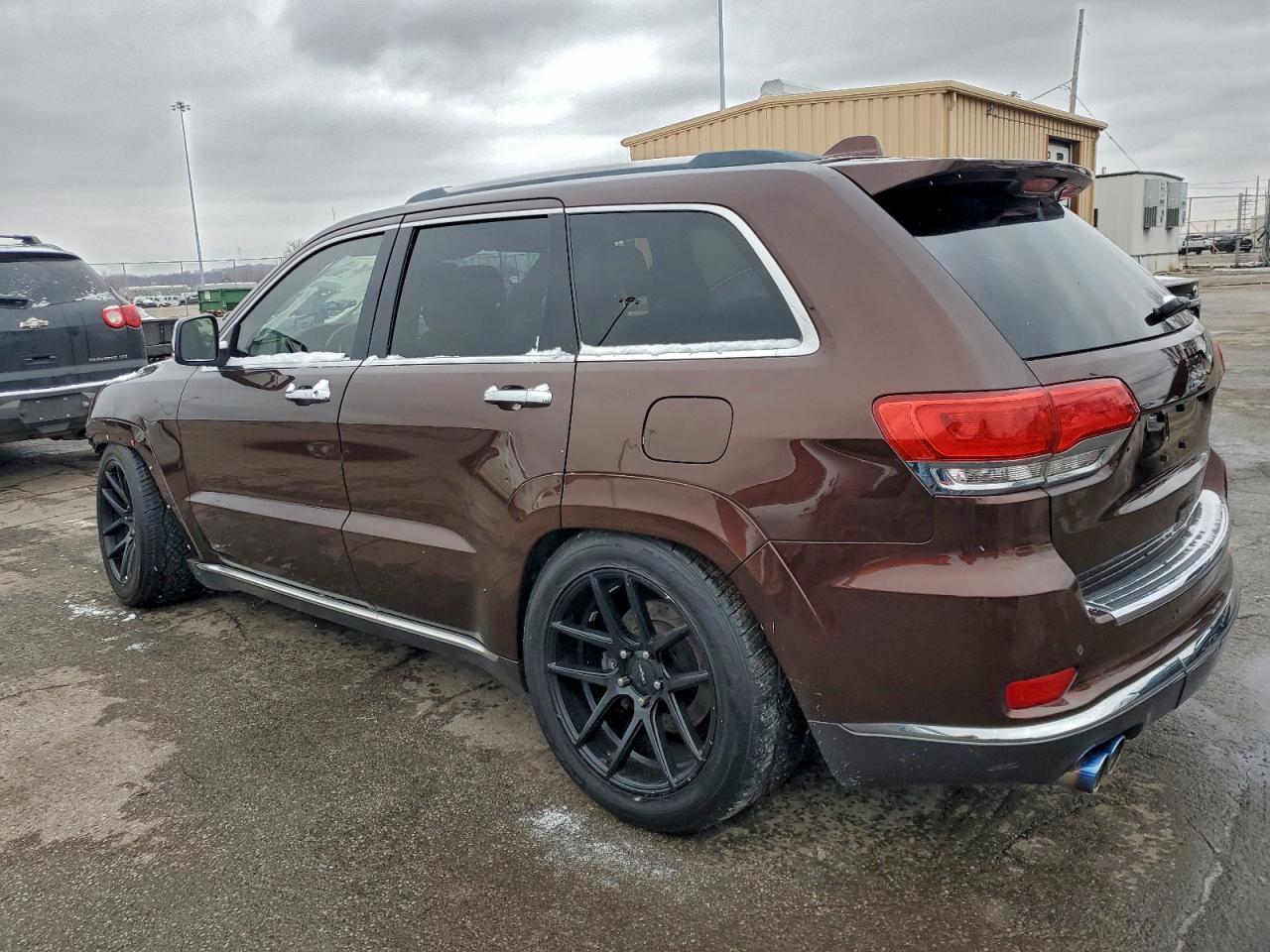 2014 JEEP GRAND CHEROKEE SUMMIT photo 2