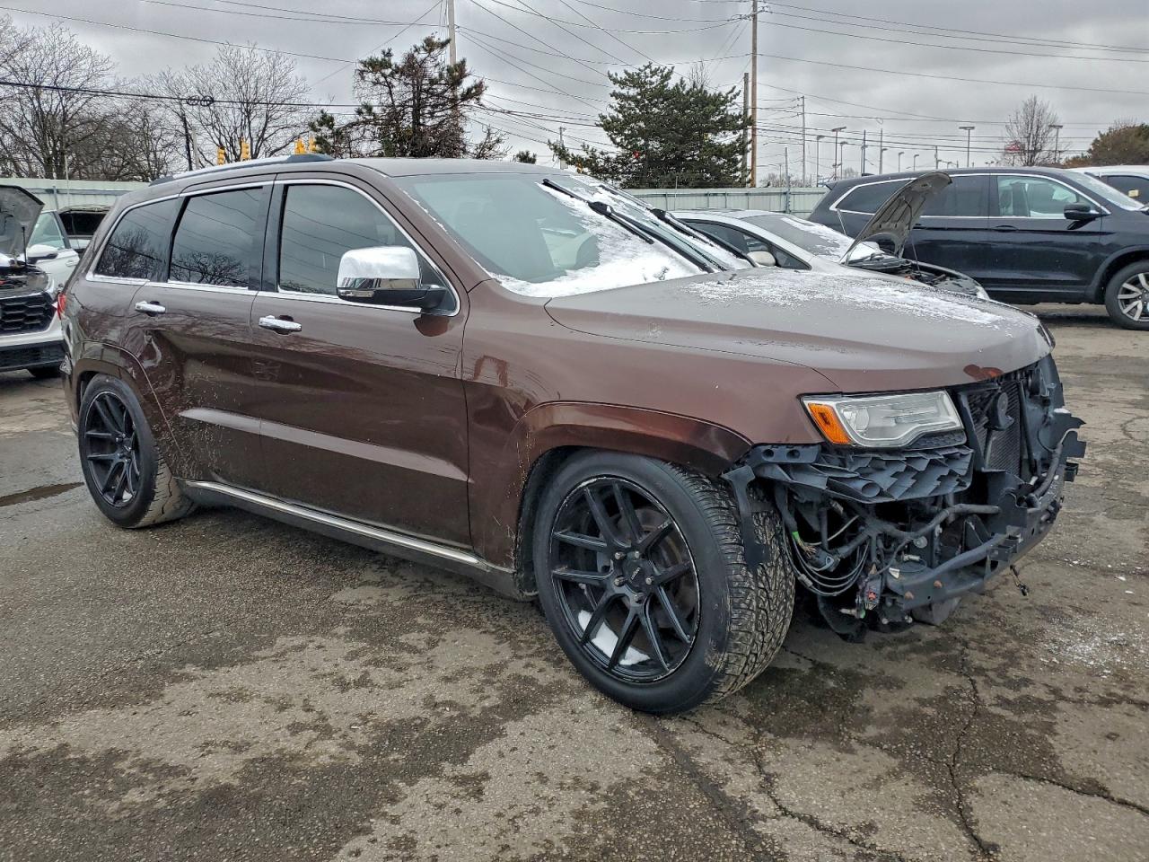 2014 JEEP GRAND CHEROKEE SUMMIT photo 4