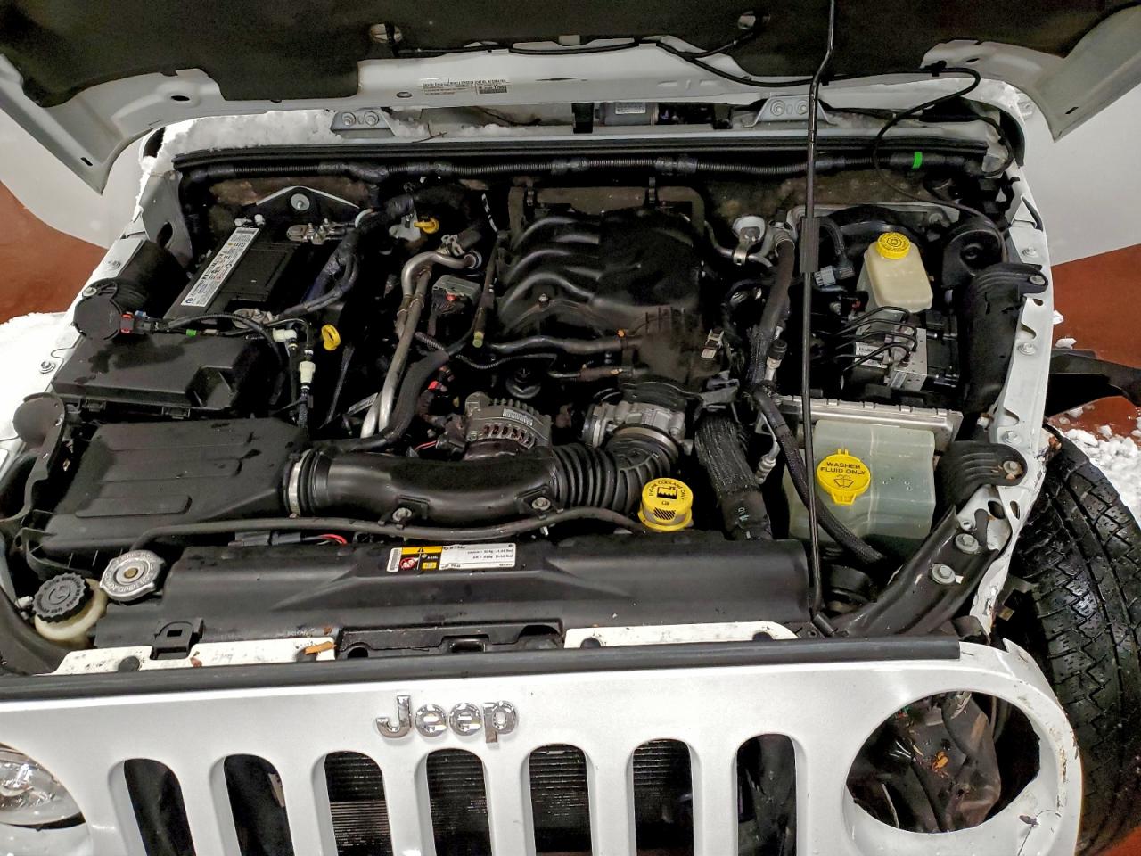 2015 JEEP WRANGLER UNLIMITED SAHARA photo 23