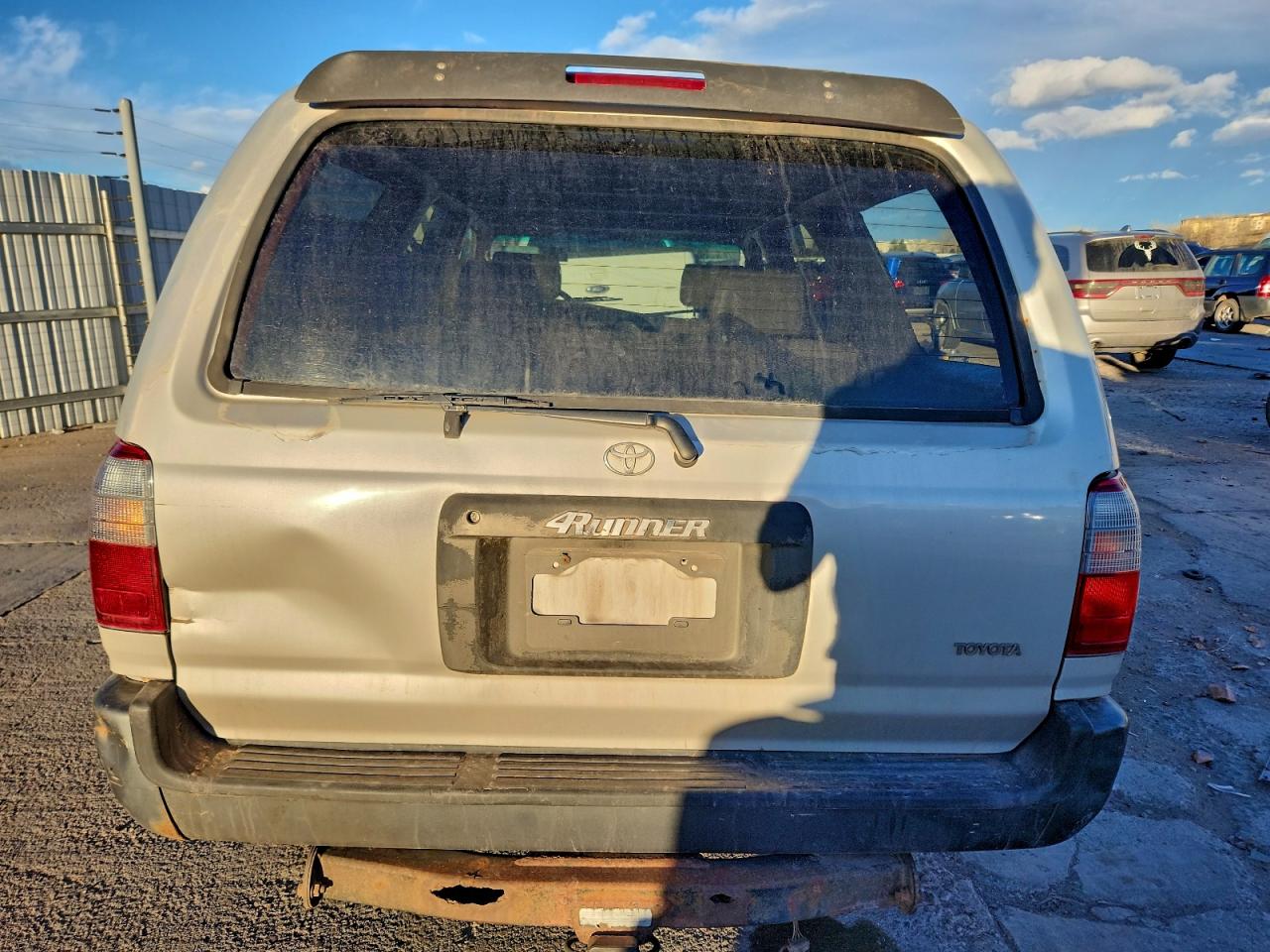 1997 TOYOTA 4RUNNER SR5 photo 6