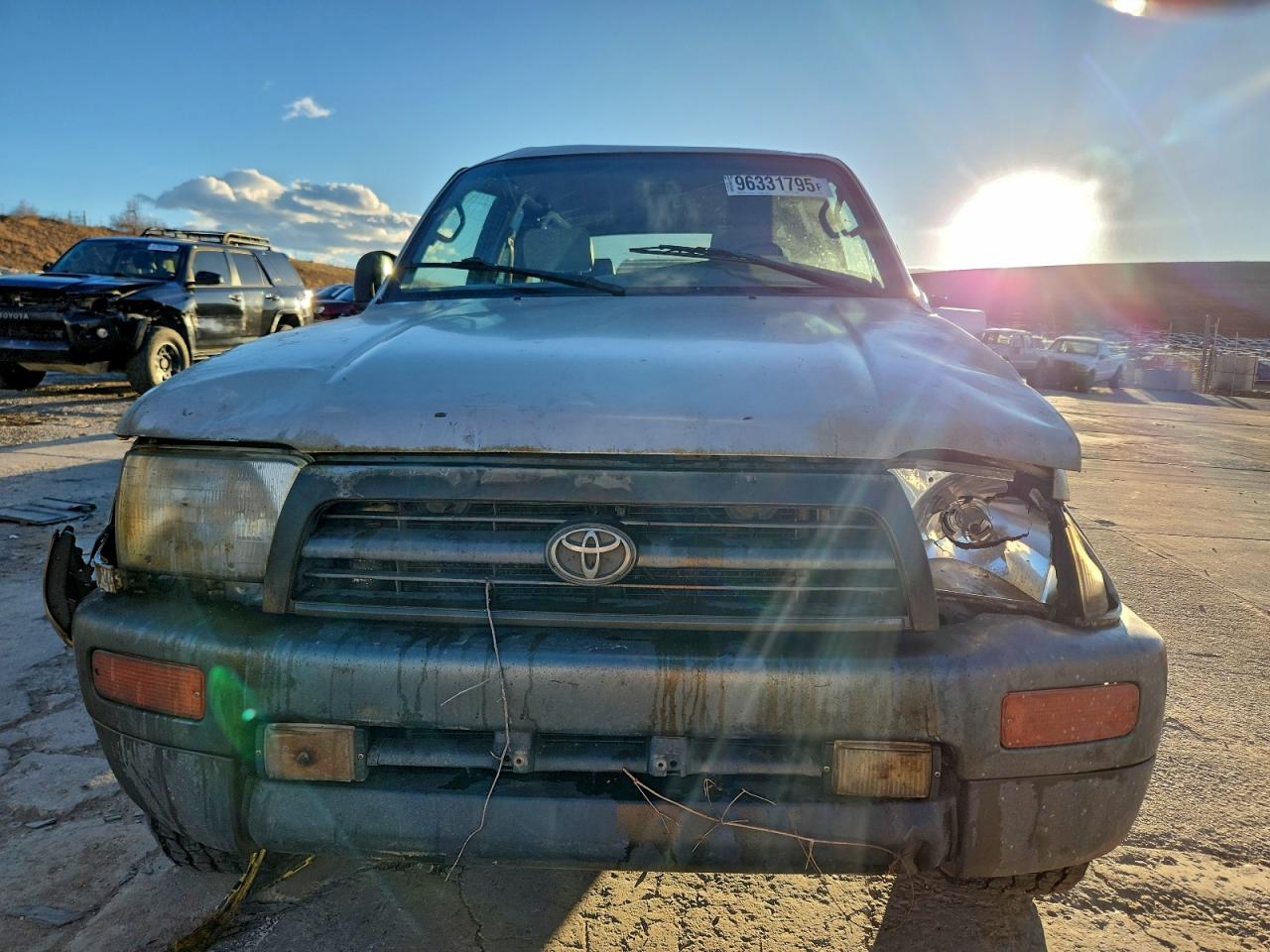 1997 TOYOTA 4RUNNER SR5 photo 5