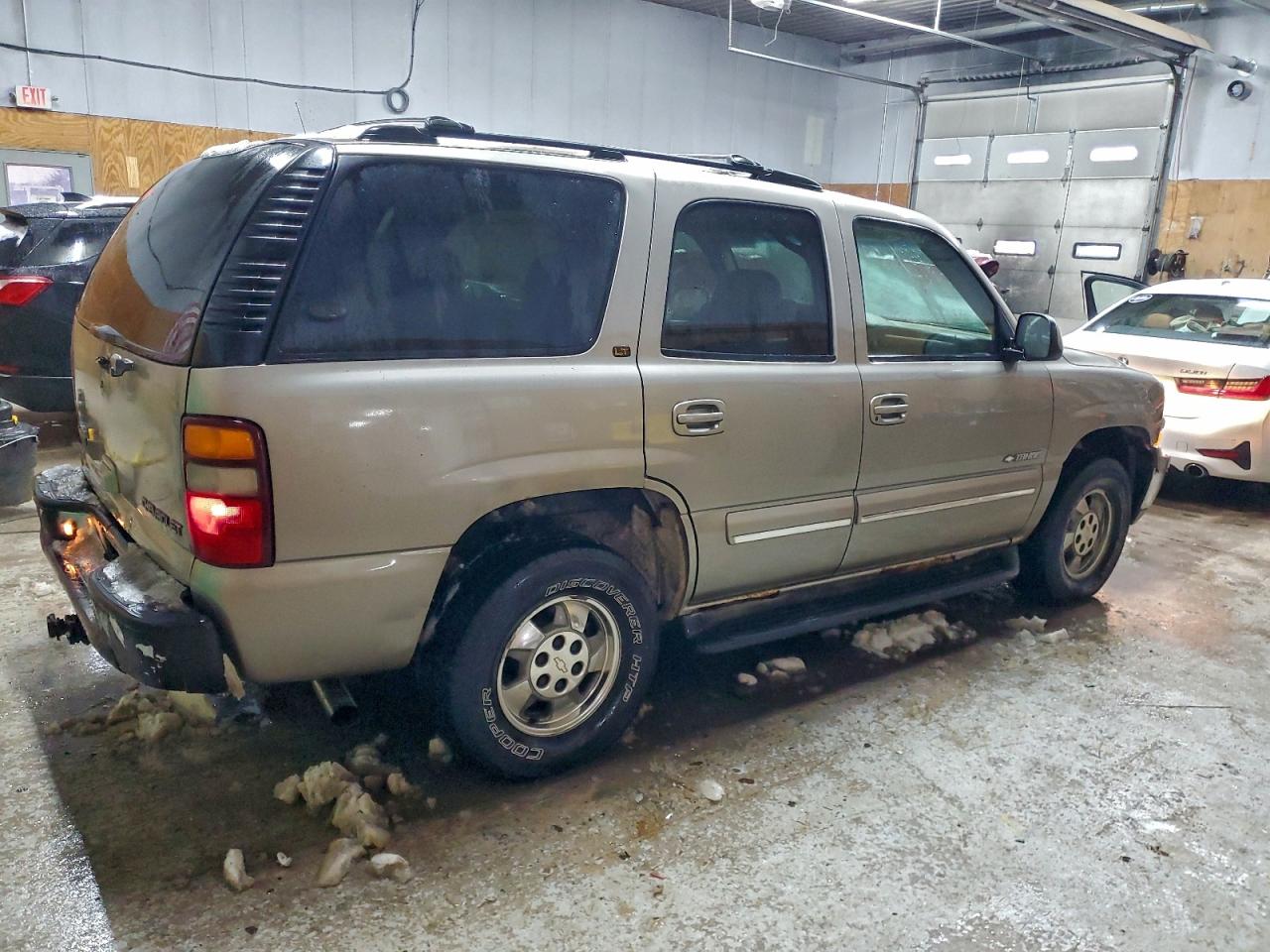 2000 CHEVROLET TAHOE K1500 photo 3