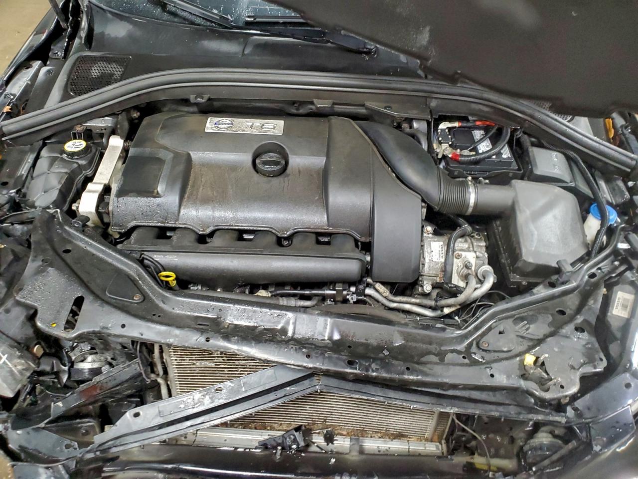 2015 VOLVO XC60 T6 PLATINUM photo 21