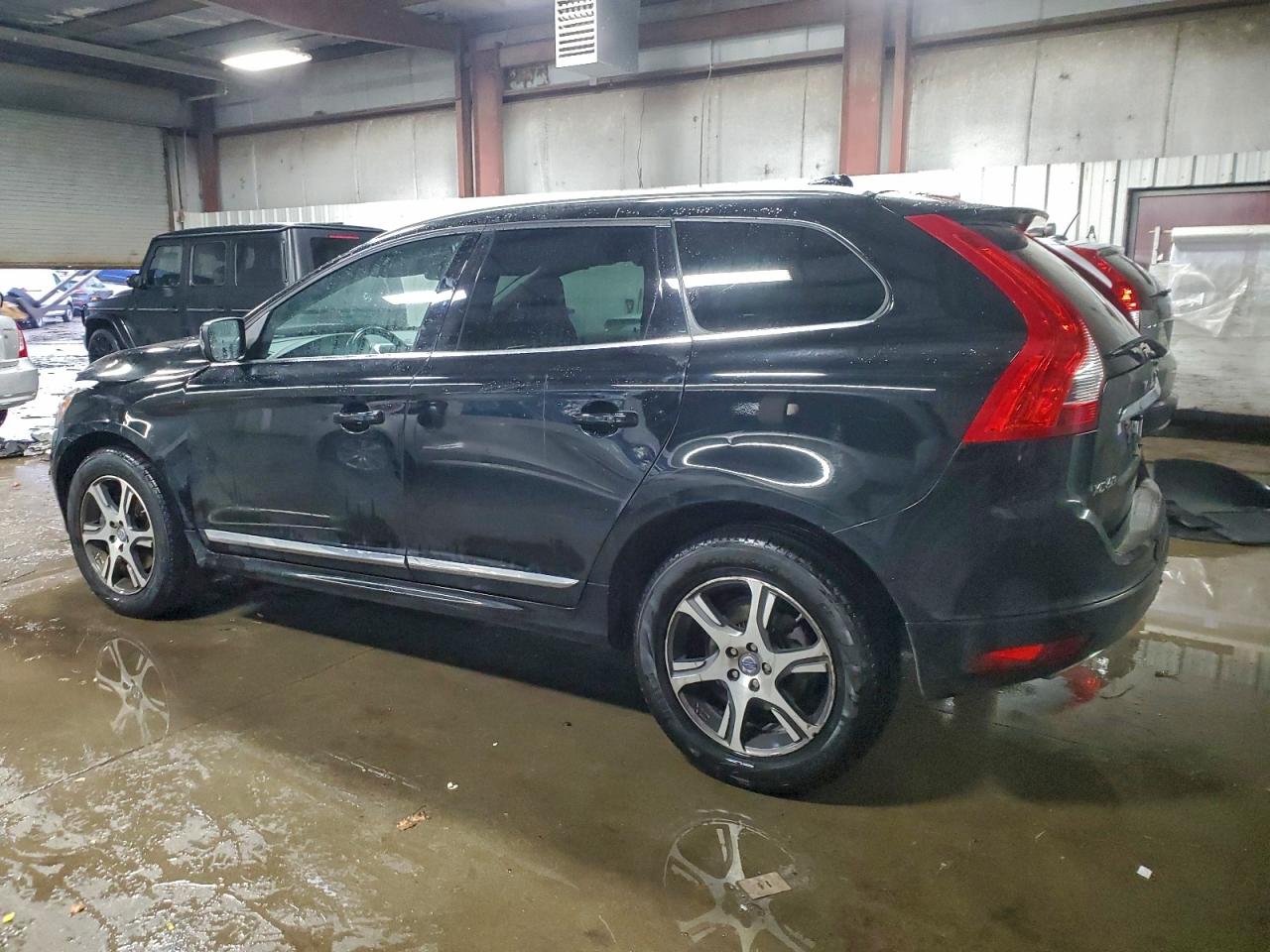 2015 VOLVO XC60 T6 PLATINUM photo 3