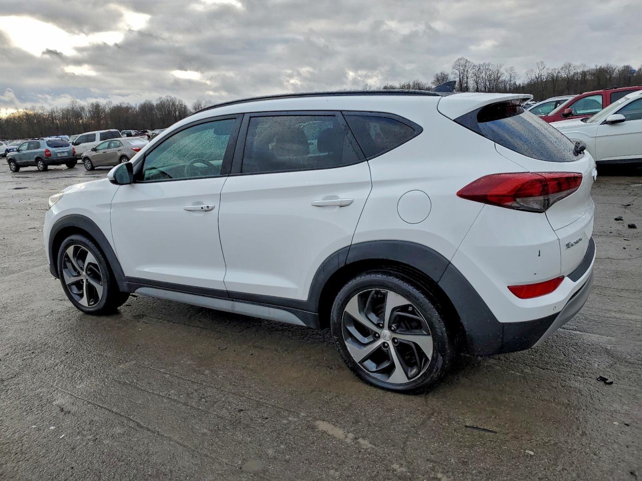 2018 HYUNDAI TUCSON VALUE photo 3