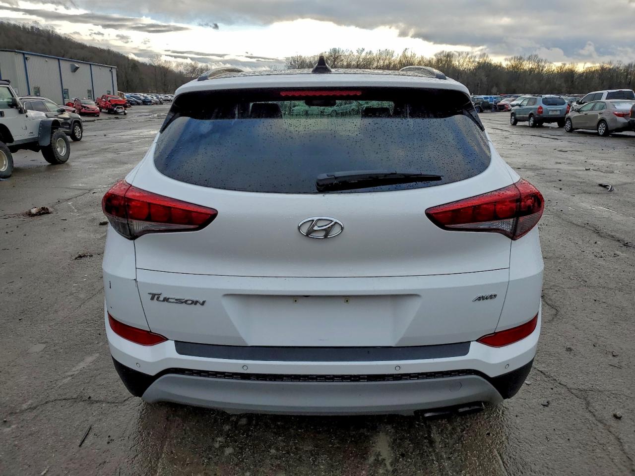 2018 HYUNDAI TUCSON VALUE photo 11