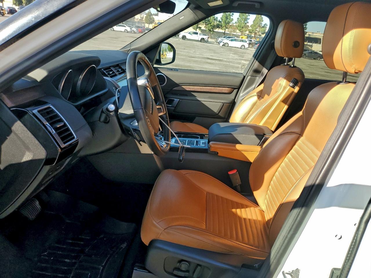 2017 LAND ROVER DISCOVERY HSE photo 7