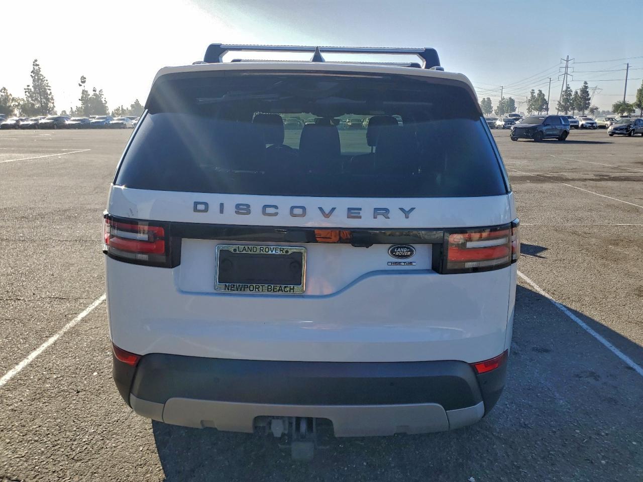 2017 LAND ROVER DISCOVERY HSE photo 6