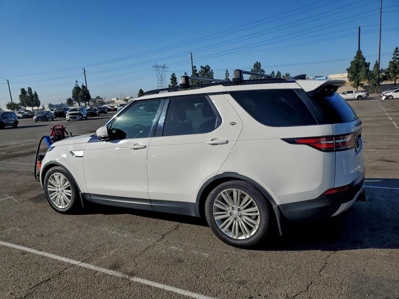 2017 LAND ROVER DISCOVERY HSE photo 2