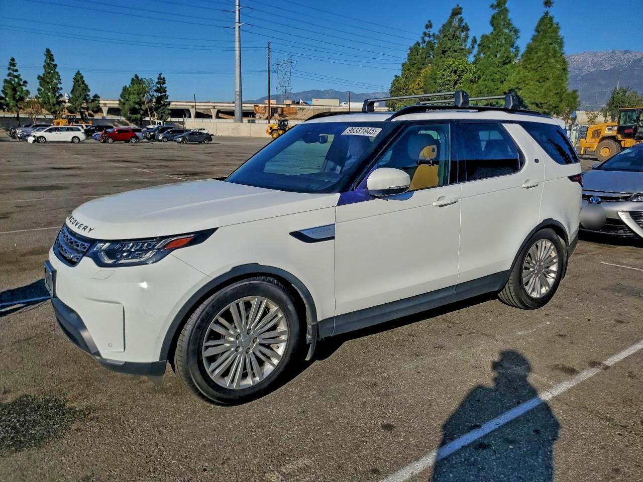 2017 LAND ROVER DISCOVERY