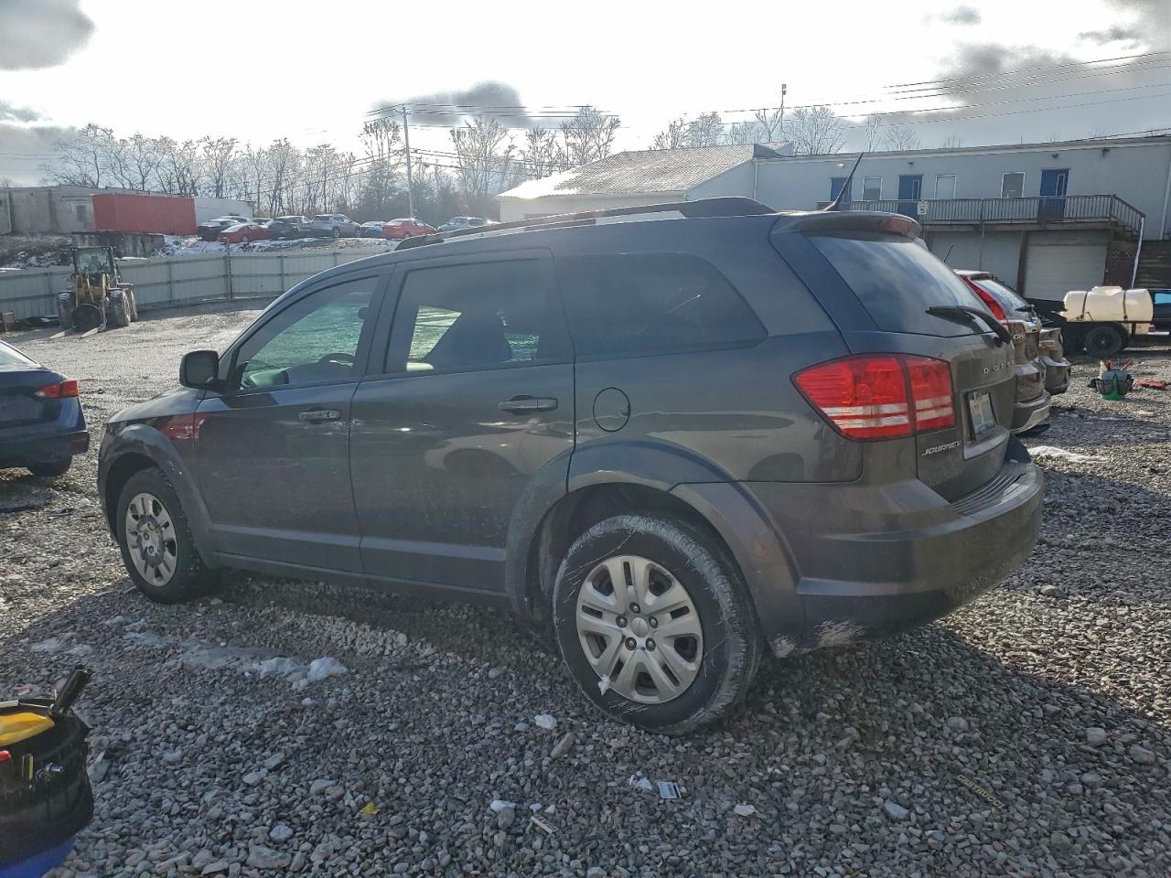 2017 DODGE JOURNEY SE photo 2
