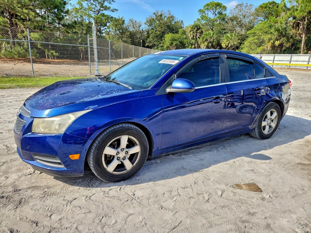 2013 CHEVROLET CRUZE LT — FRONT END damage — photo 1