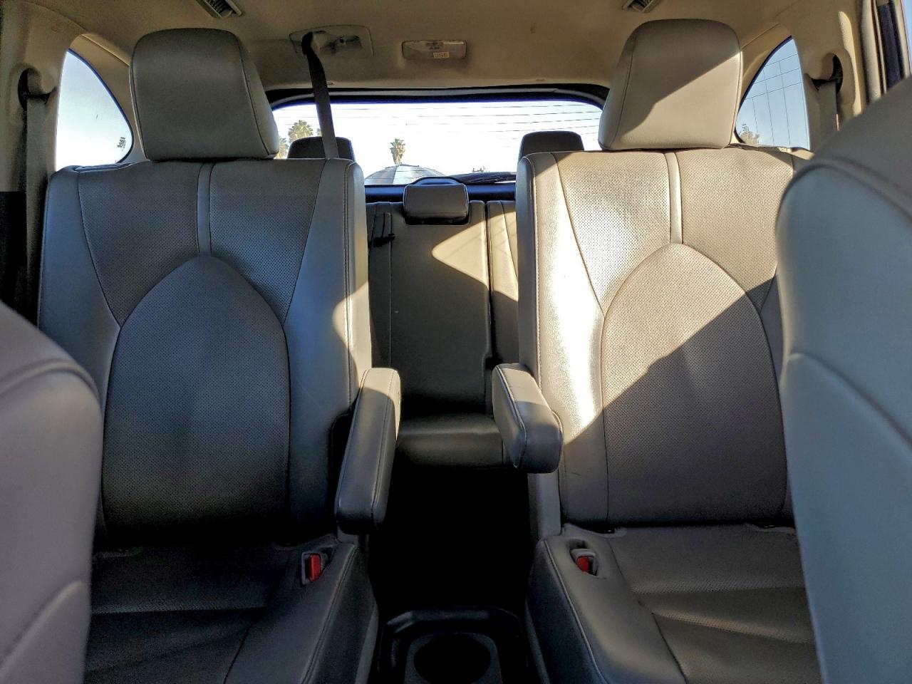 2022 TOYOTA HIGHLANDER HYBRID LIMITED photo 28