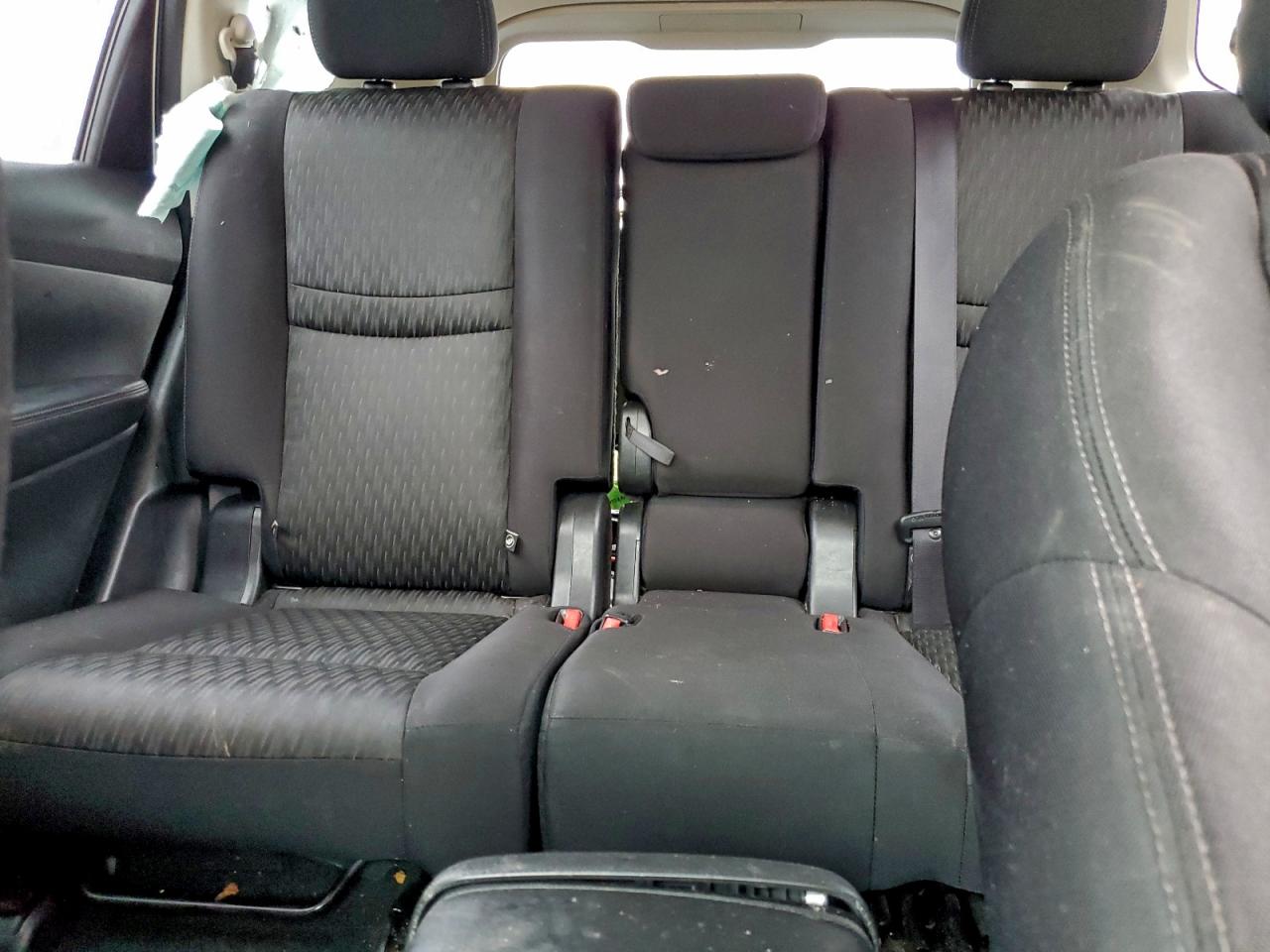 2020 NISSAN ROGUE S photo 19