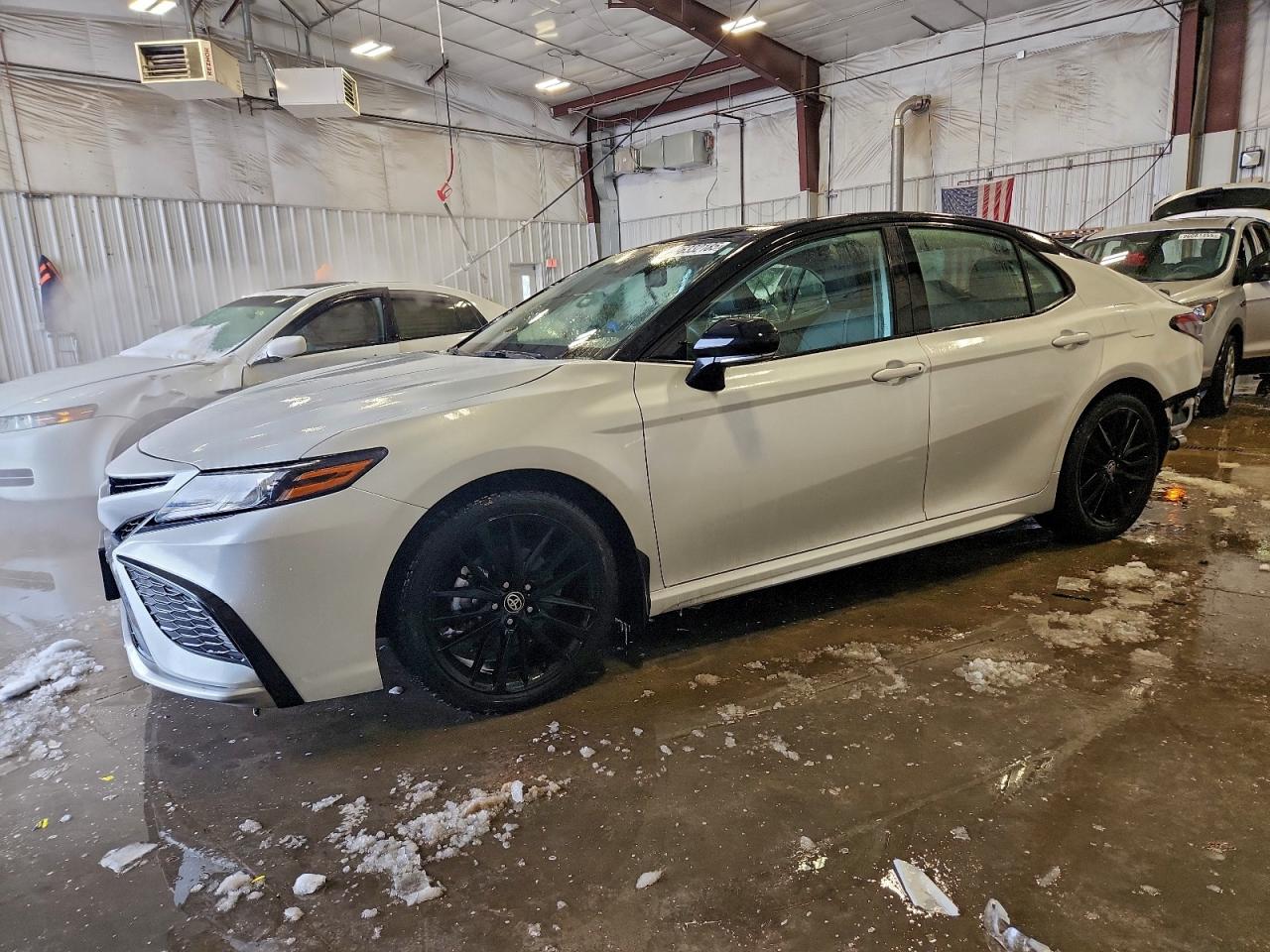 2023 TOYOTA CAMRY