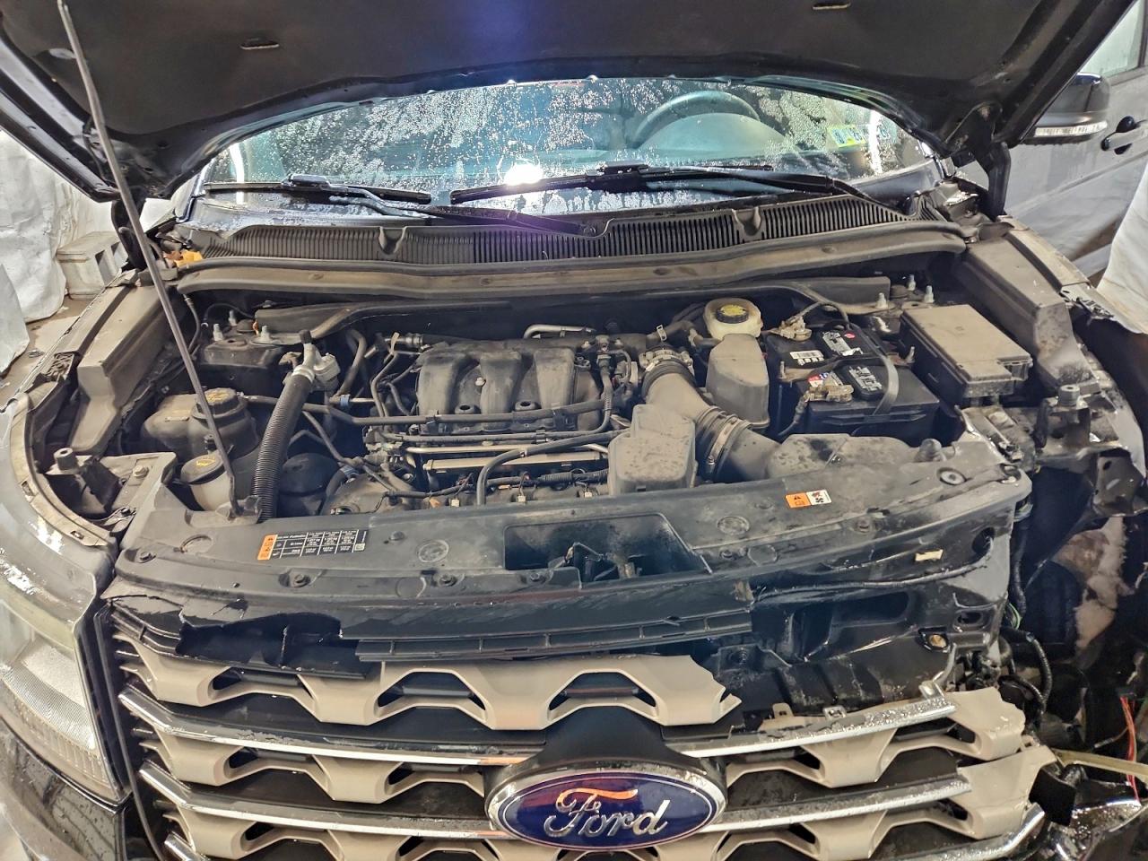 2017 FORD EXPLORER XLT photo 12