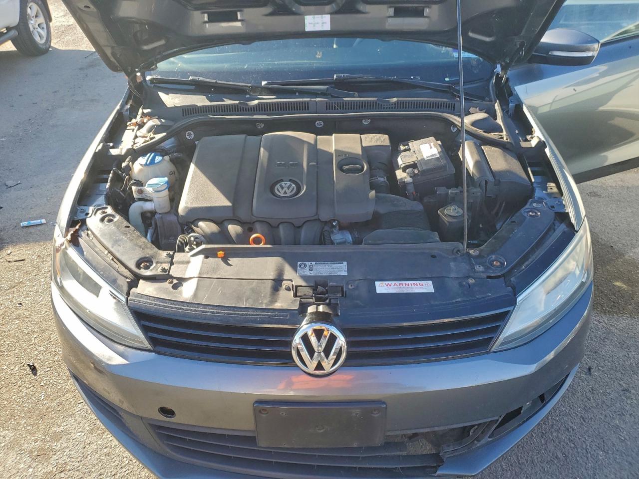 2011 VOLKSWAGEN JETTA SE photo 31