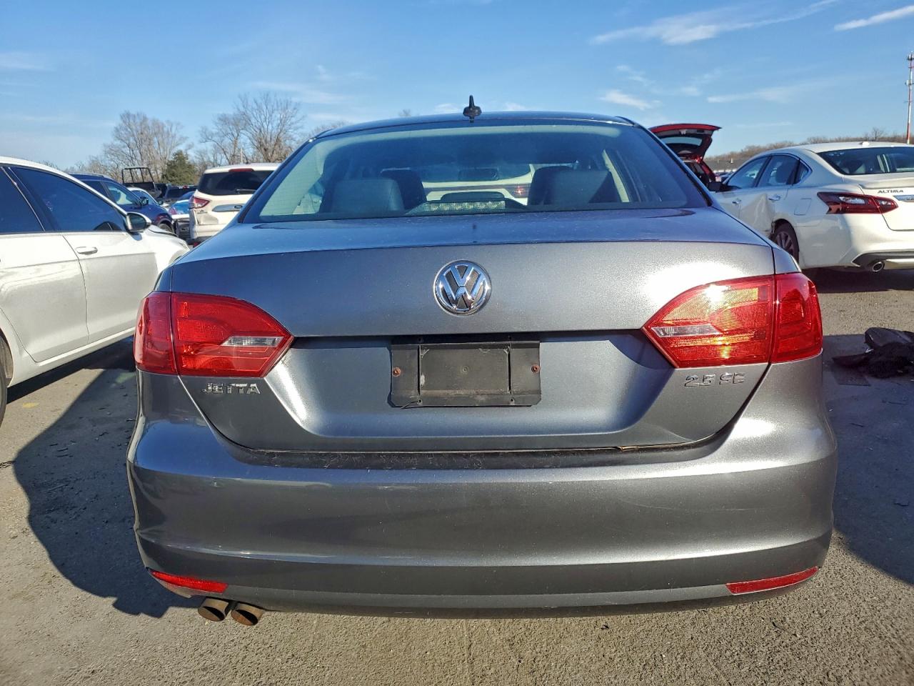 2011 VOLKSWAGEN JETTA SE photo 16