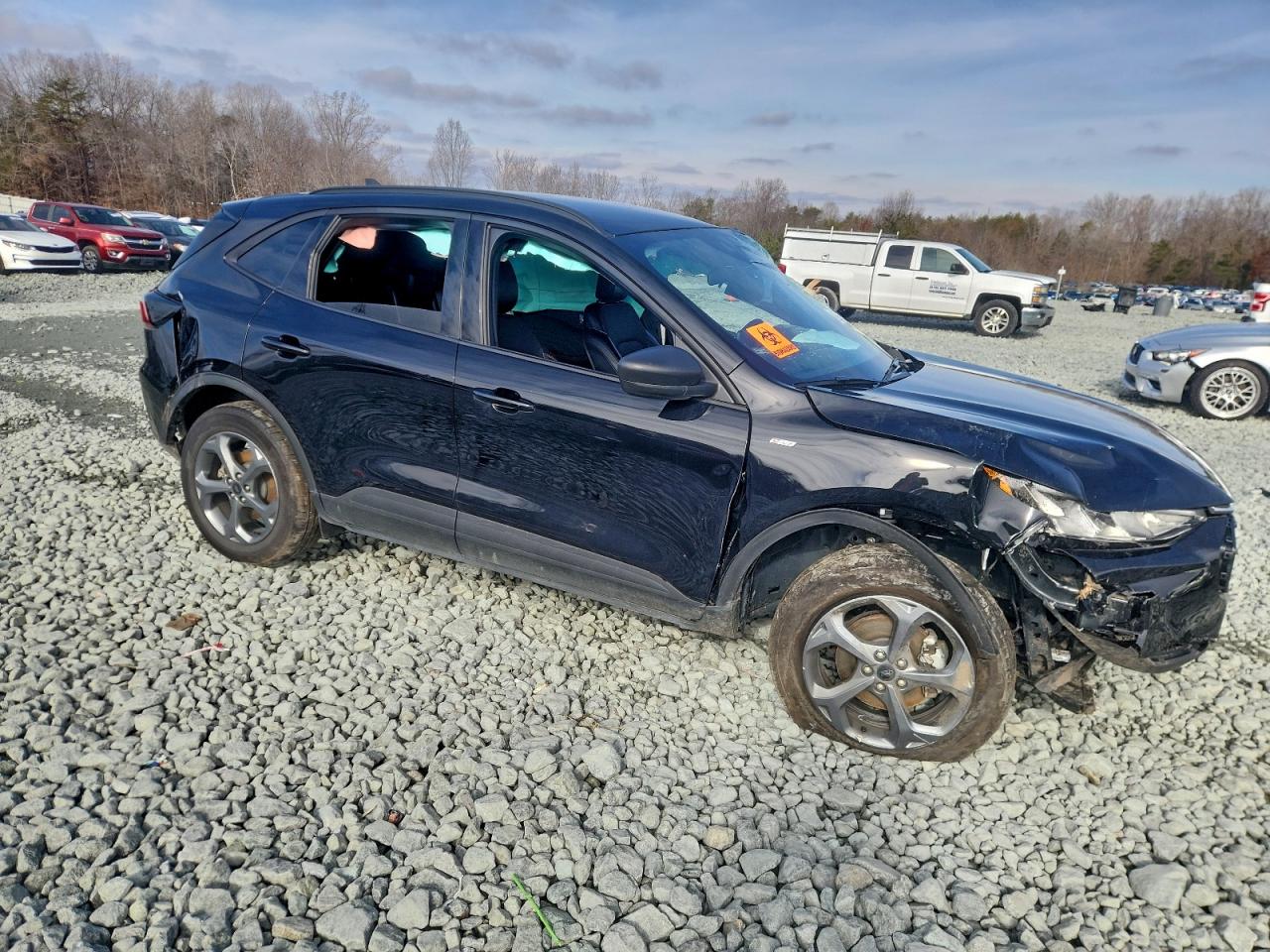 2025 FORD ESCAPE ST LINE photo 4