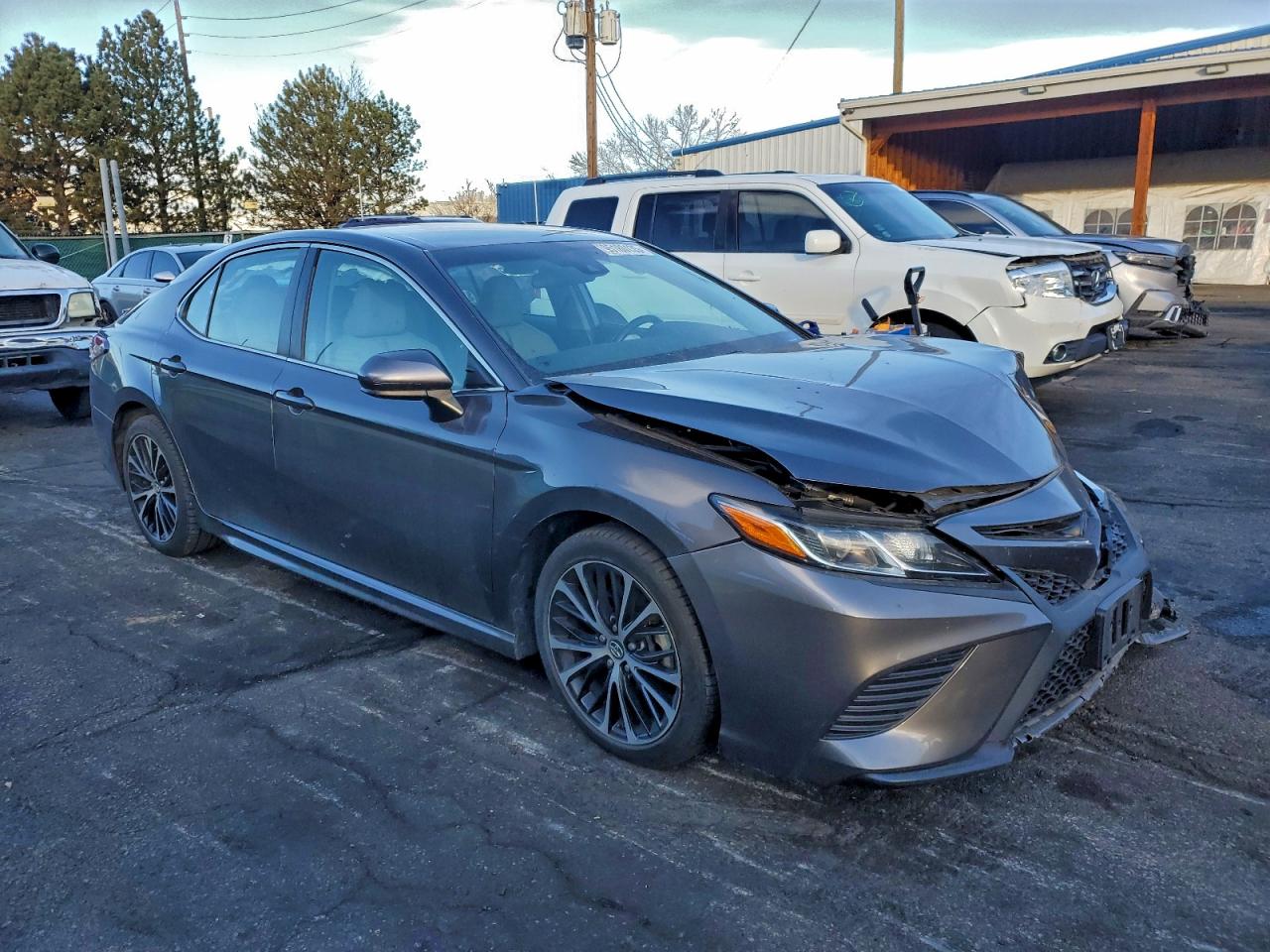 2018 TOYOTA CAMRY L photo 7