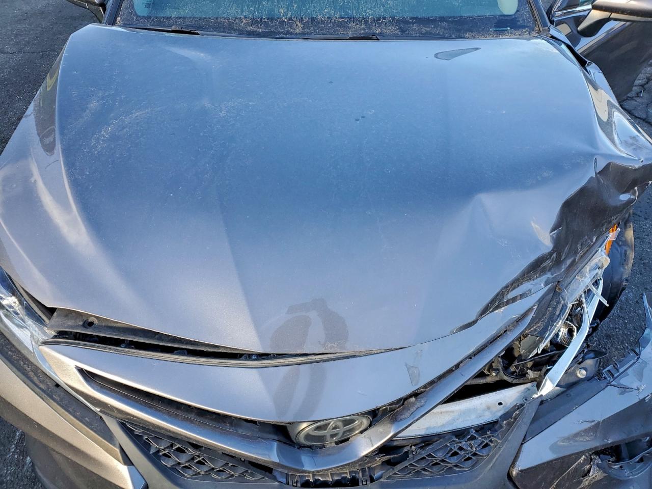 2018 TOYOTA CAMRY L photo 21