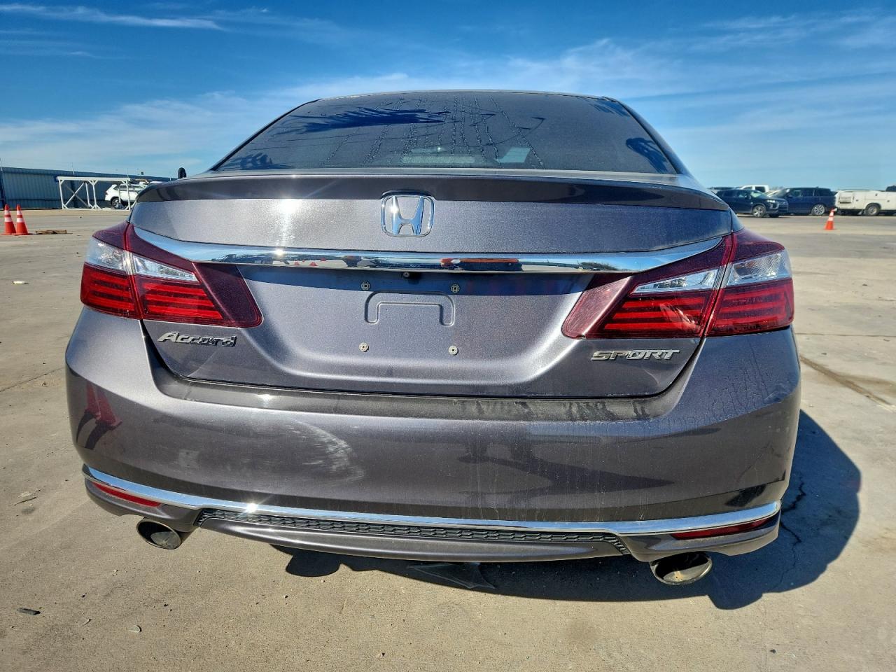 2016 HONDA ACCORD SPORT photo 11