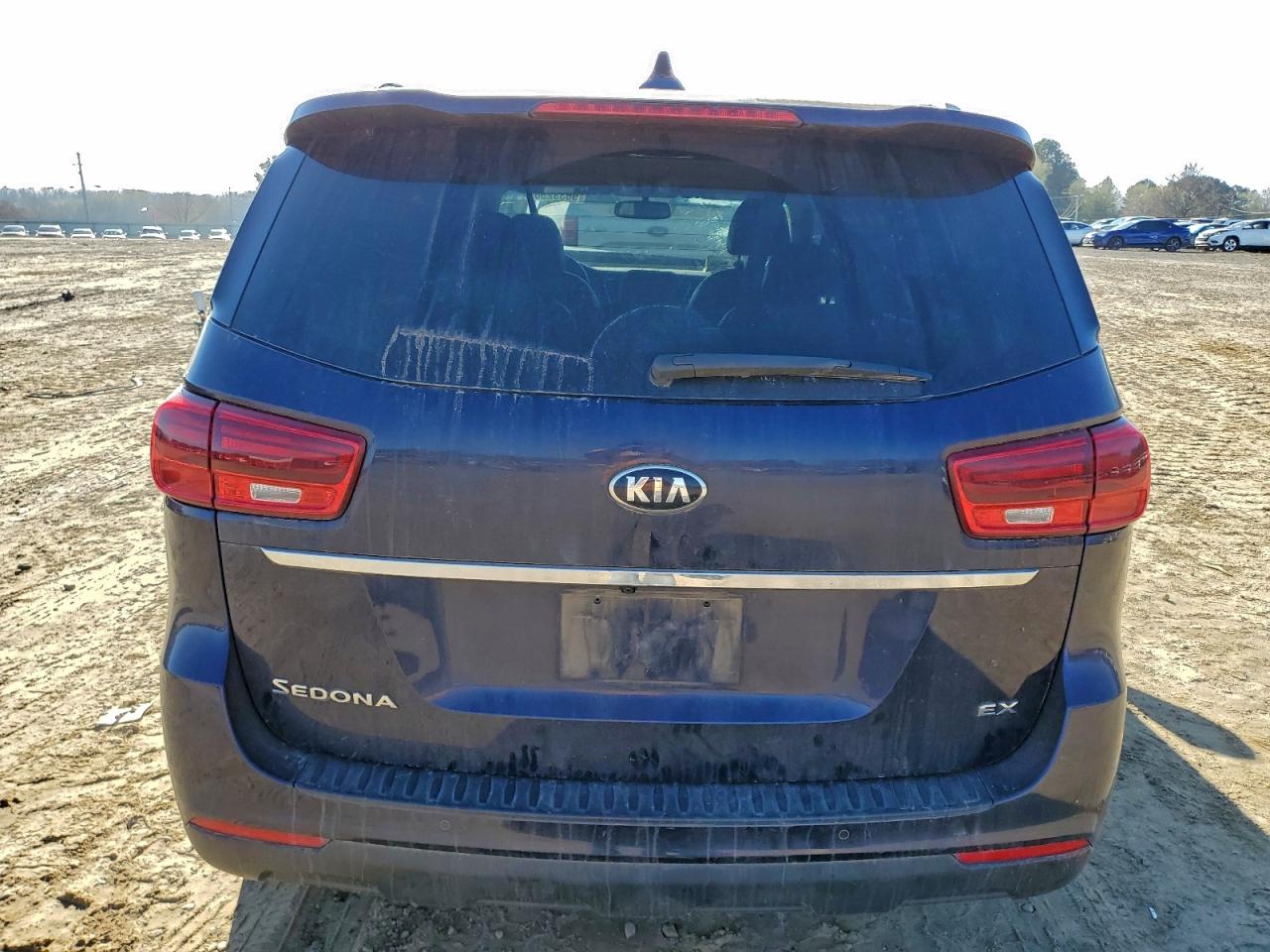 2019 KIA SEDONA LX photo 16