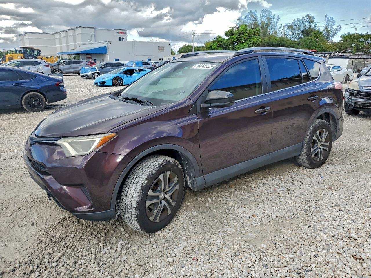 2017 TOYOTA RAV4 LE — REAR END damage — photo 1