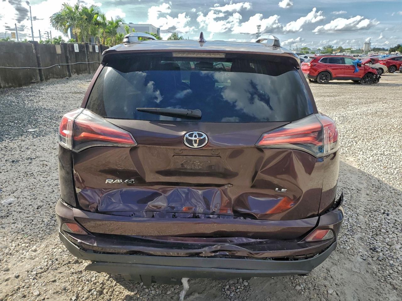 2017 TOYOTA RAV4 LE photo 11