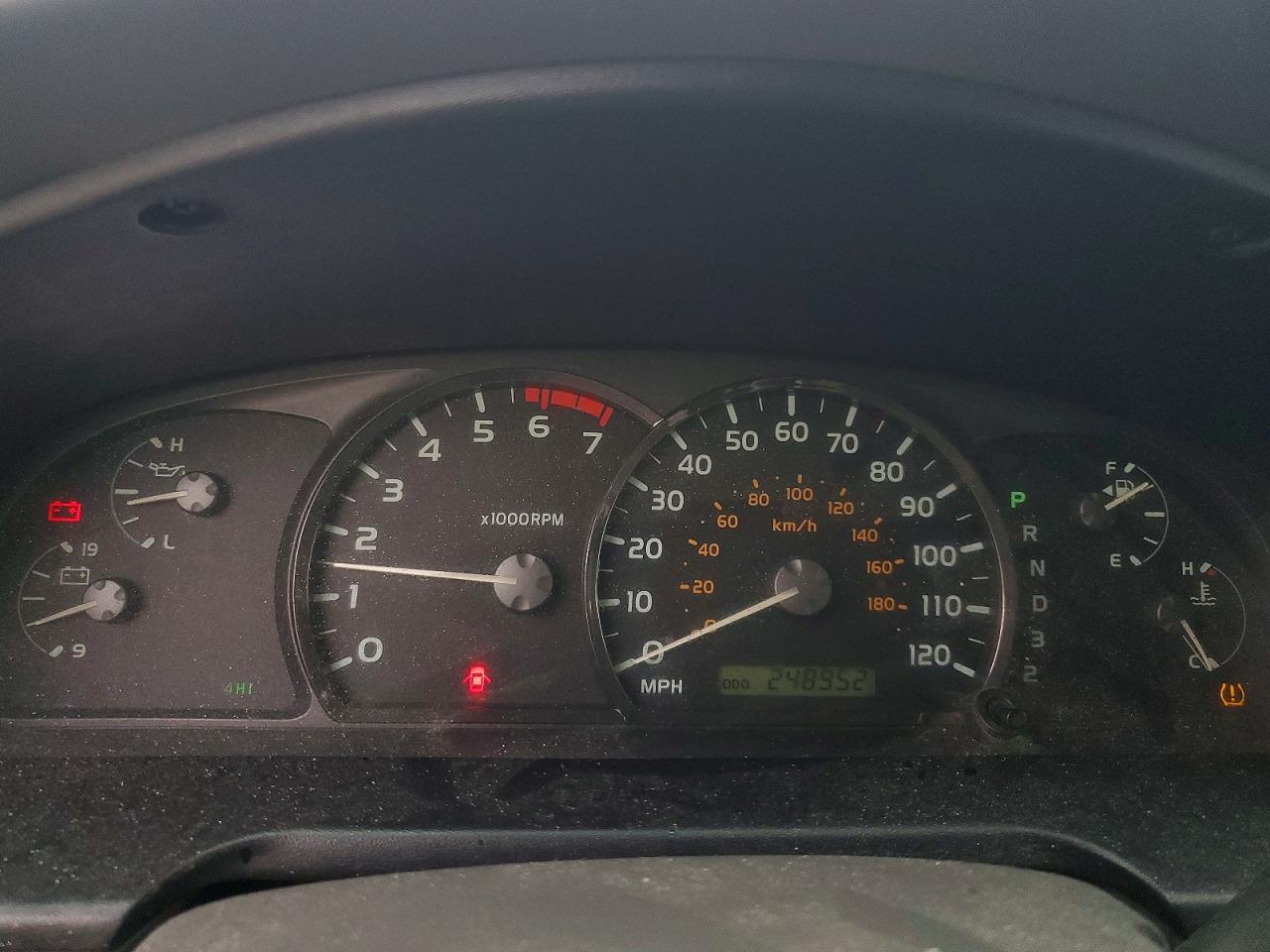2005 TOYOTA SEQUOIA SR5 photo 9