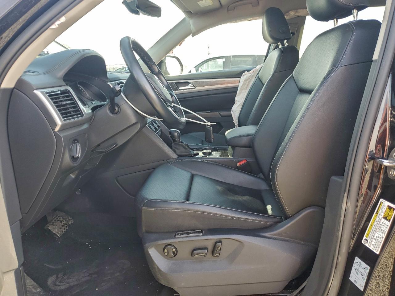 2018 VOLKSWAGEN ATLAS SEL photo 7