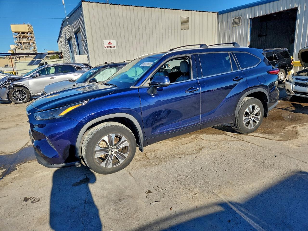 2022 TOYOTA HIGHLANDER